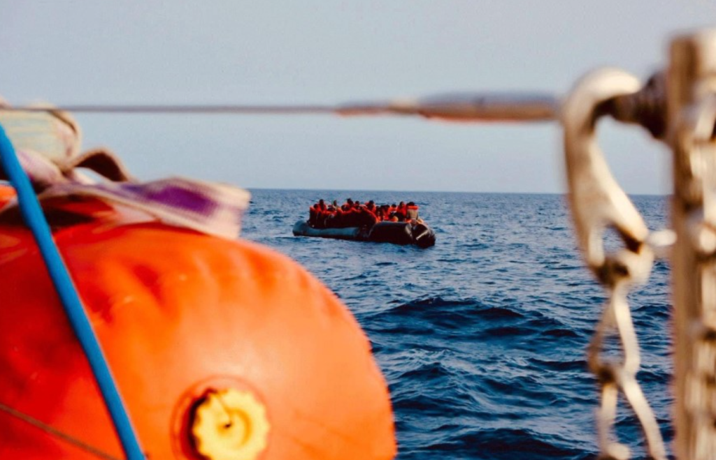 Migranti morti asfissiati arrestati scafisti