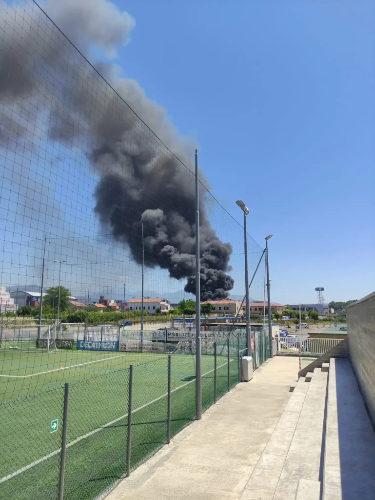 salerno vasto incendio