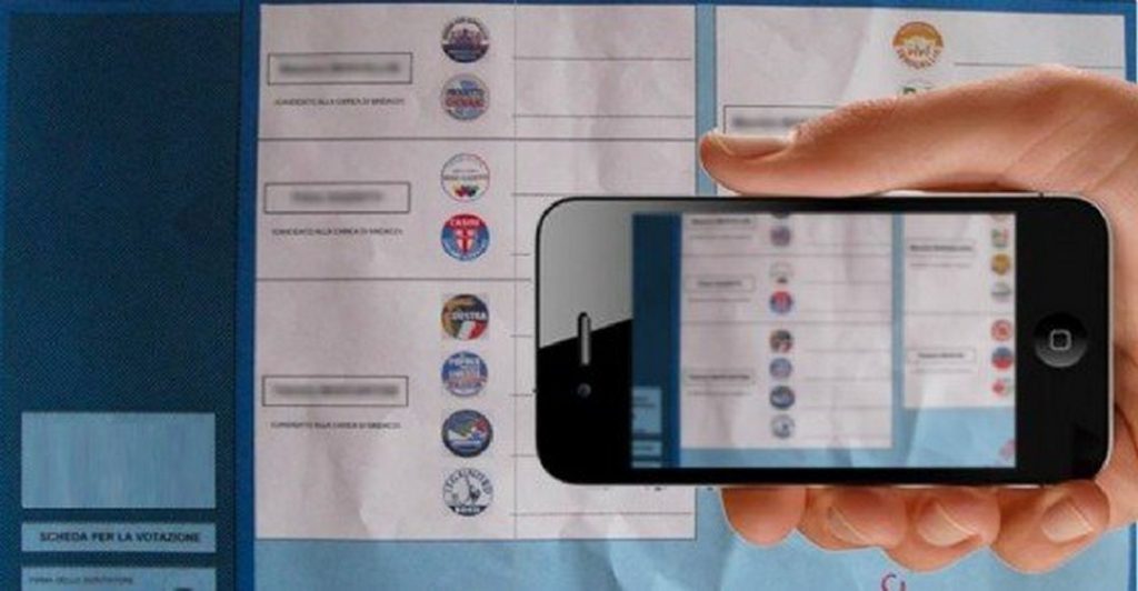 fotografa scheda elettorale spintona carabinieri chiusano san domenico