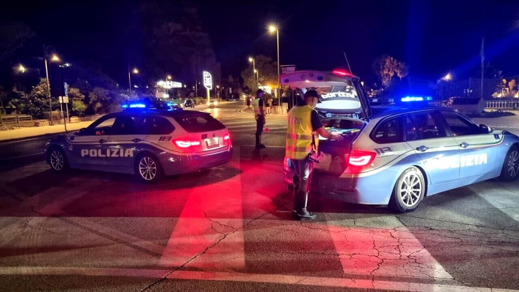 minorenne dimenticato autostrada a14 bologna salvato