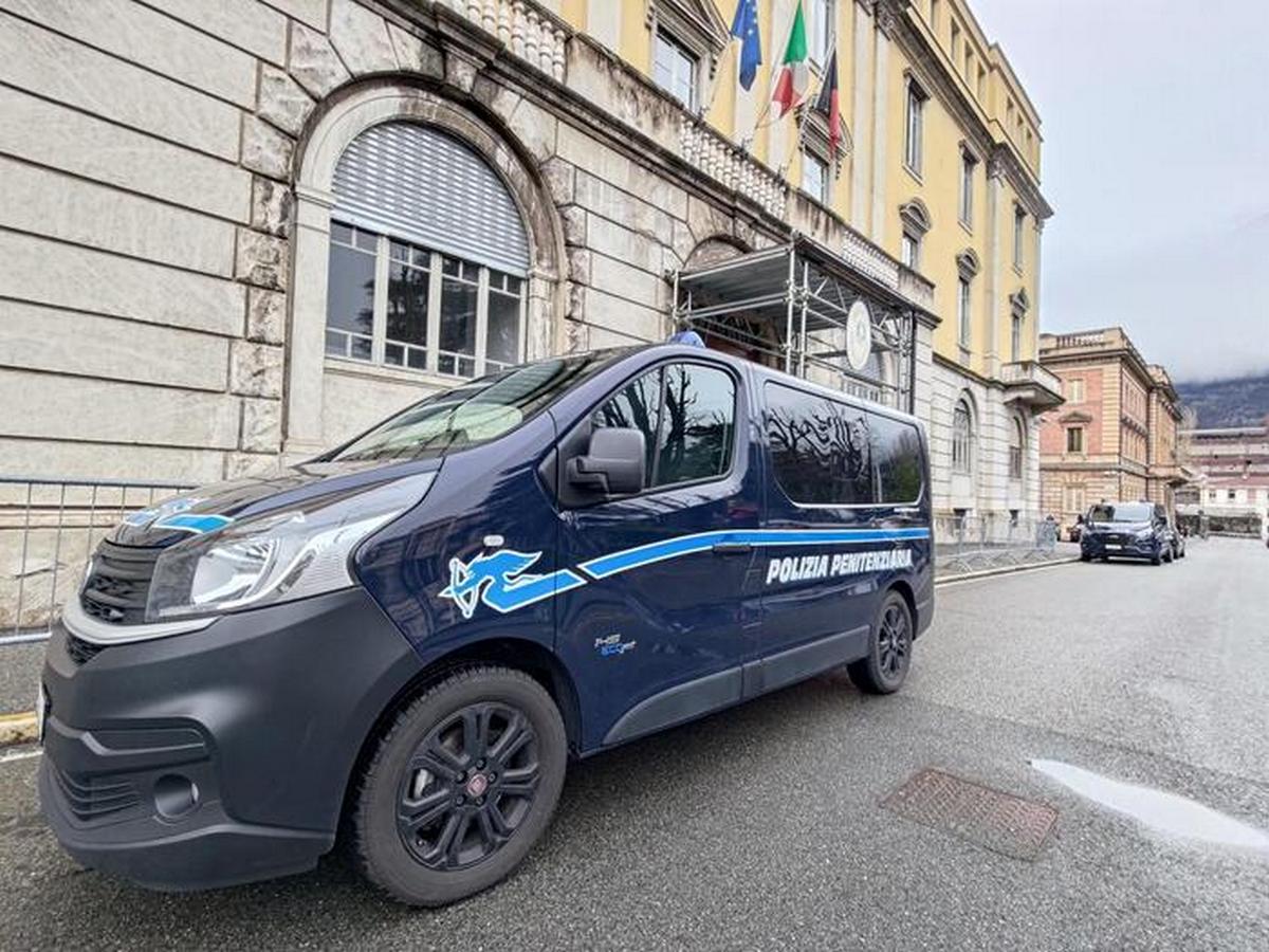 carinola agente aggredito detenuto punteruolo