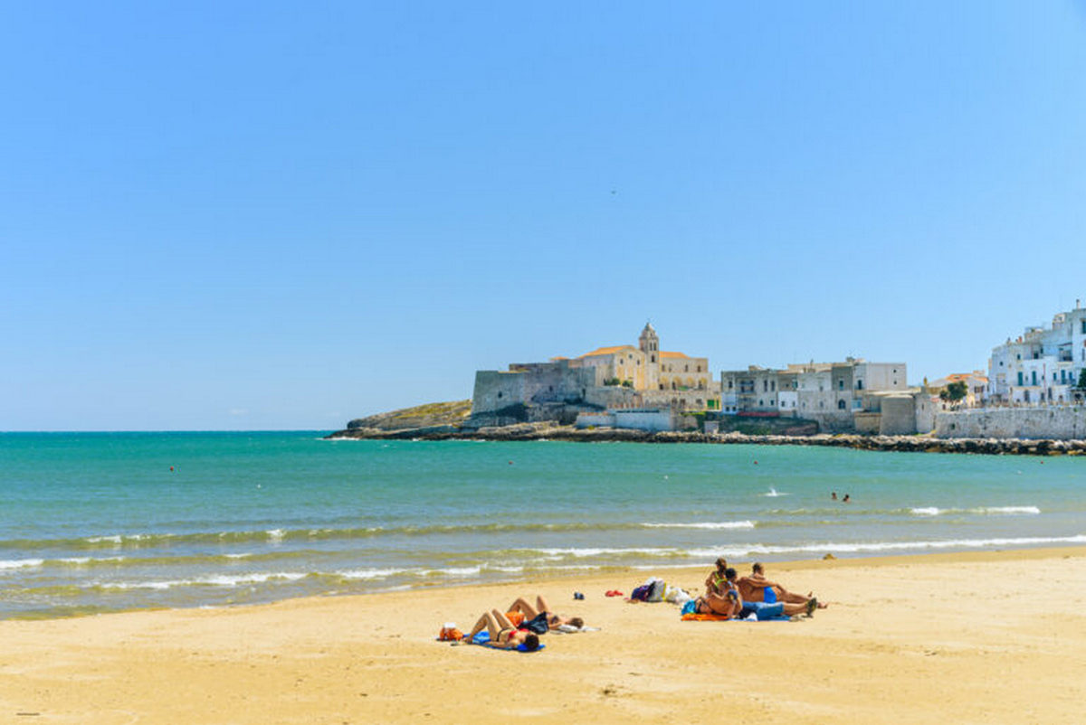 vieste donna annega acqua nipote