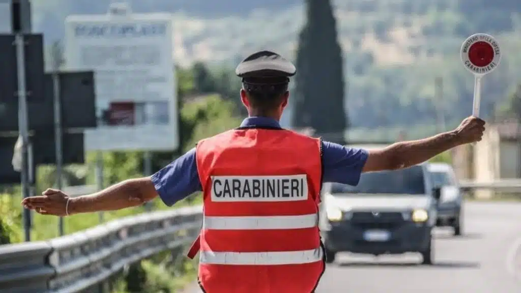 avellino guida stato ebbrezza denunce patenti ritirate