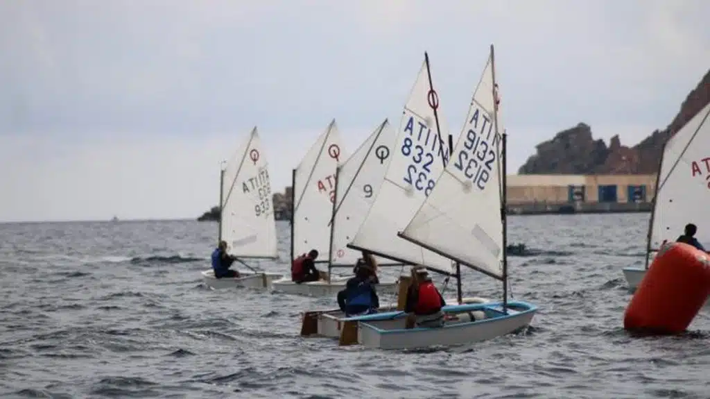 Nuoro bambina 10 anni muore durante lezione vela