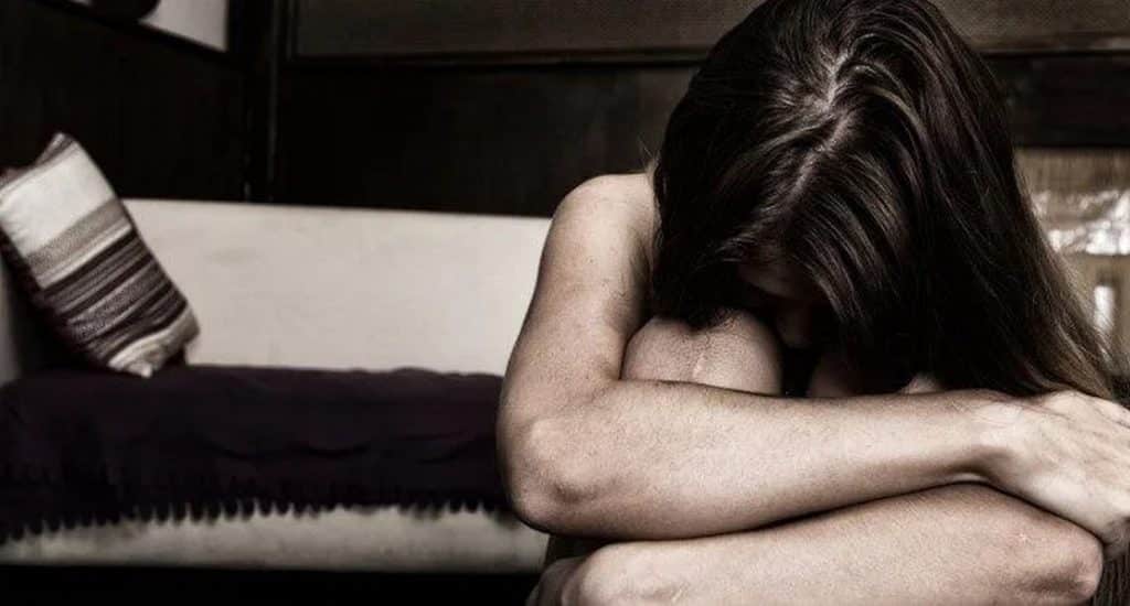 napoli violenza sessuale amica processo