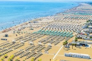 prezzi pacchetti vacanze italia aumentati luglio 2024