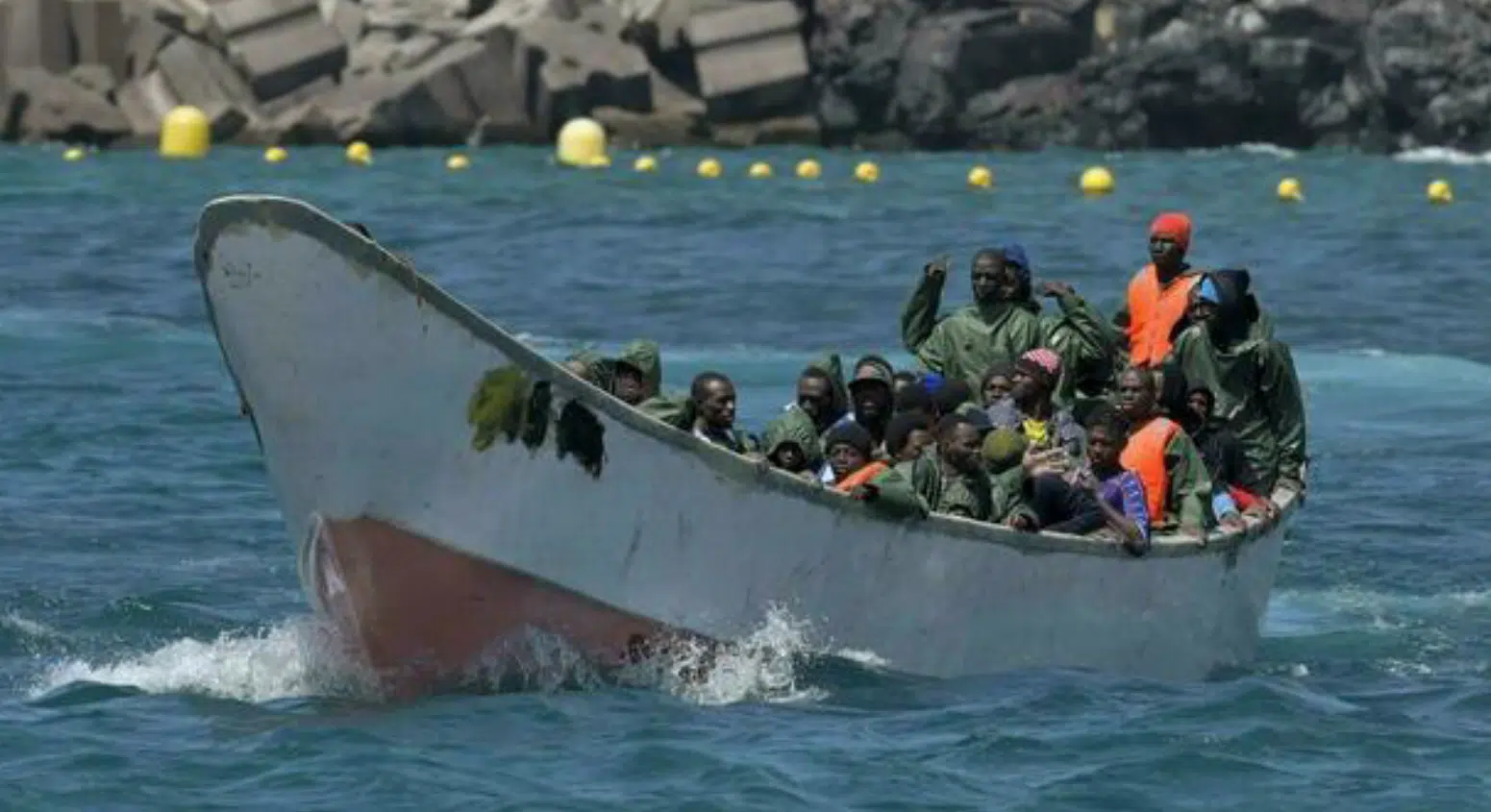 salerno sbarco migranti