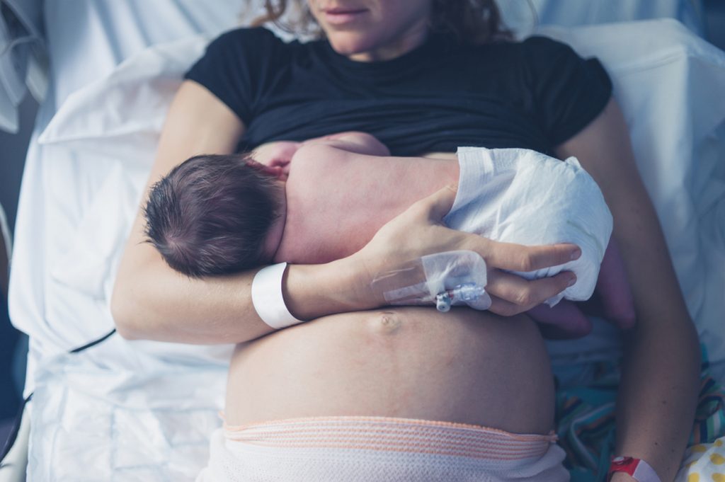 Salerno, al Ruggi donna diventa madre dopo 19 anni di attesa