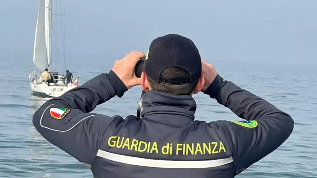 Trovato cadavere decomposizione Lampedusa