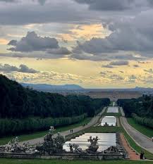 Reggia Caserta alba 31 agosto