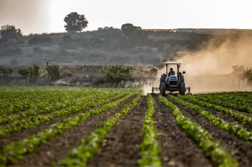 Villa Literno controlli società fondi agricoli caporalato