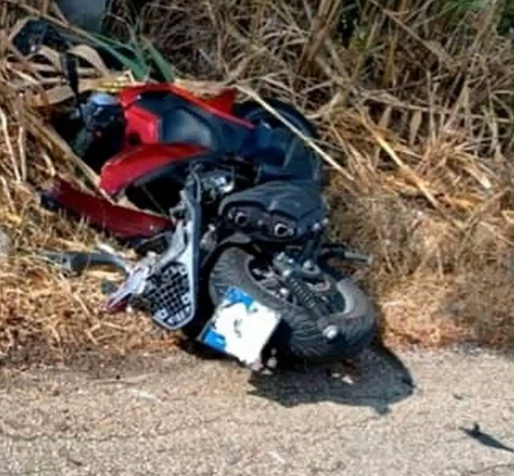 mondragone moto contro suv asfalto bagnato morto