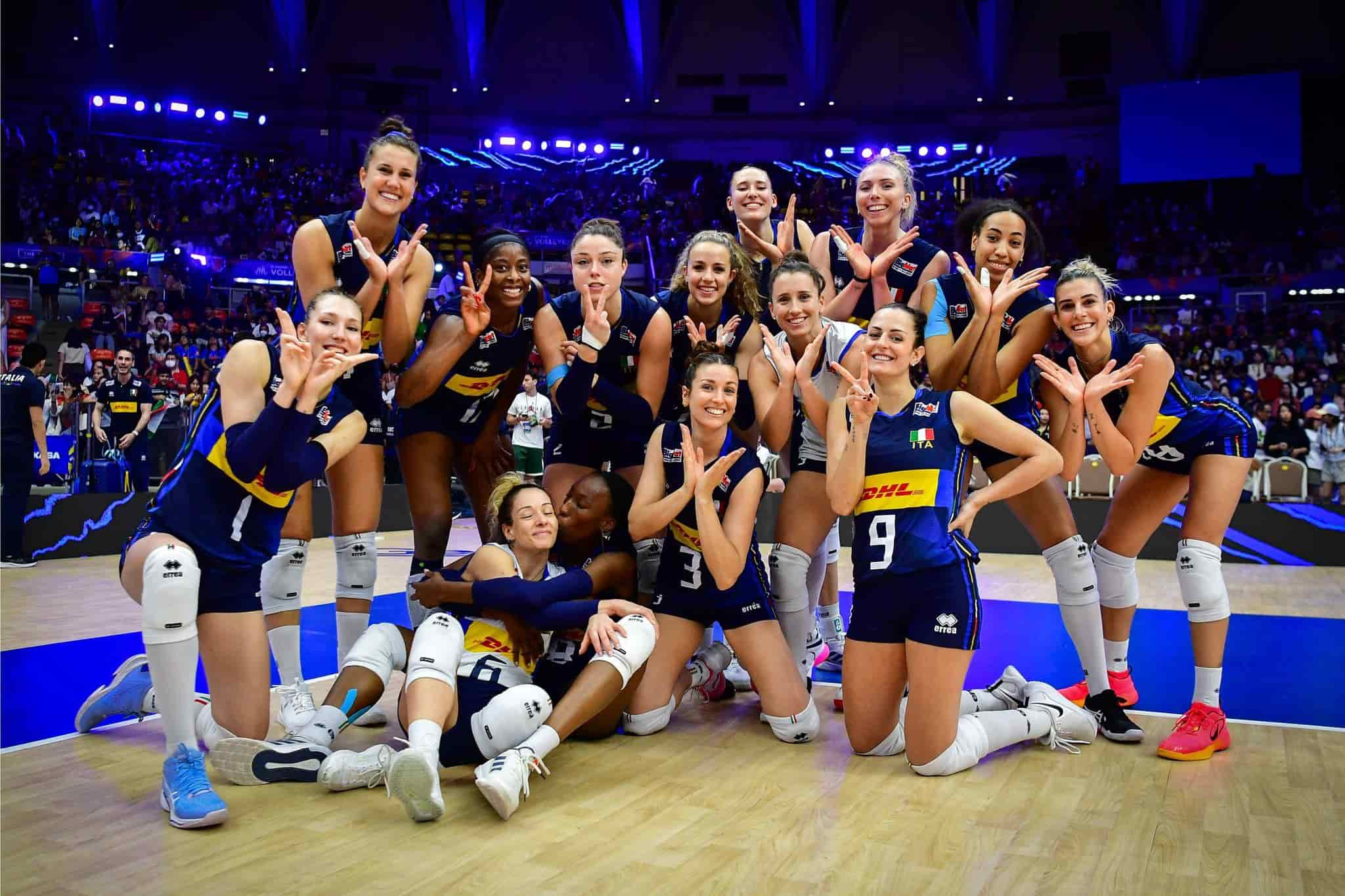 pallavolo italvolley medaglia oro olimpiadi 2024 chi sono atlete biografia allenatore staff