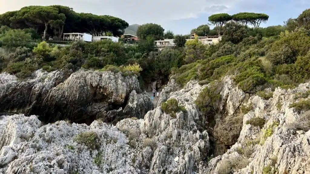 cadavere spiaggia camerota salvatore pezzuti