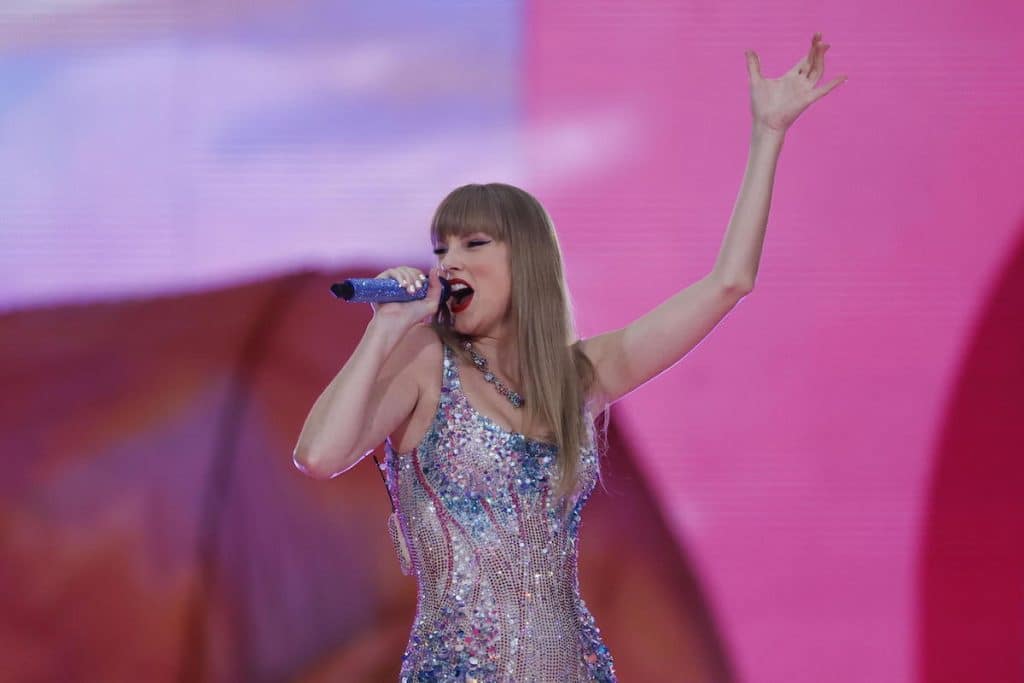 taylor swift artisti concerti wembley