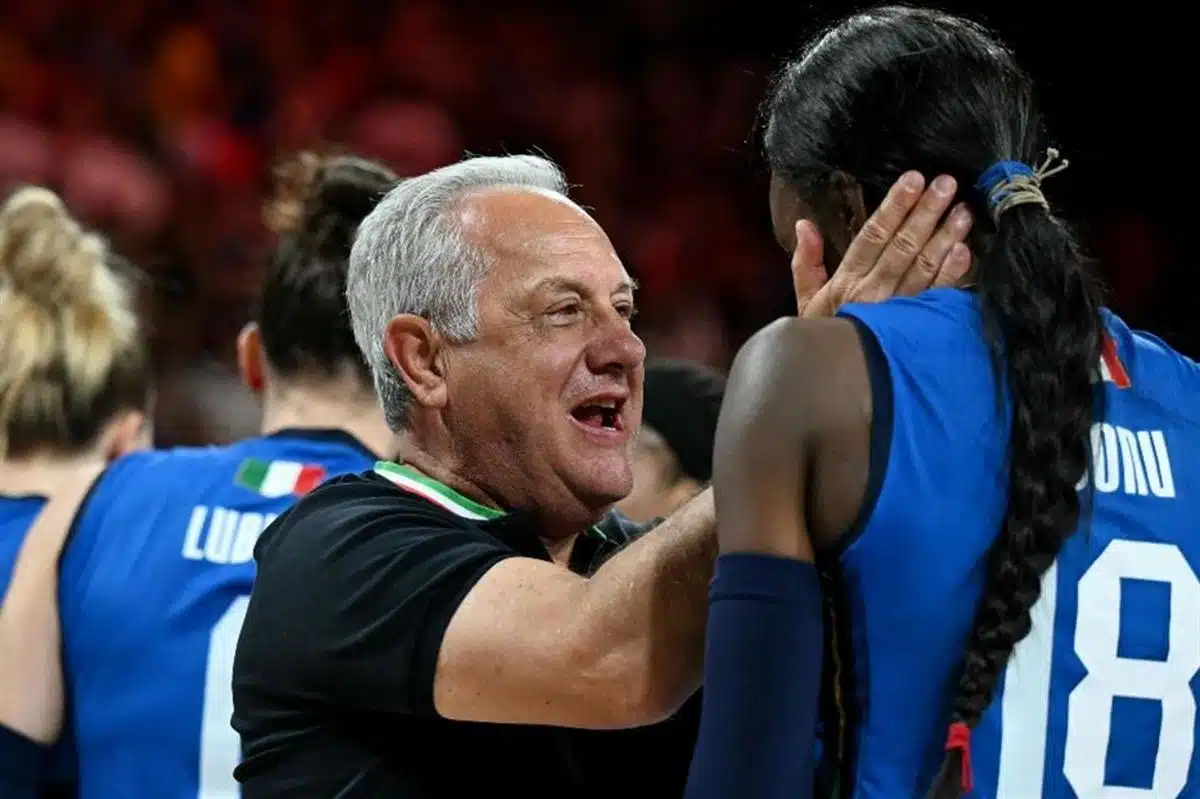 chi è julio velasco pallavolo italvolley medaglia oro olimpiadi 2024