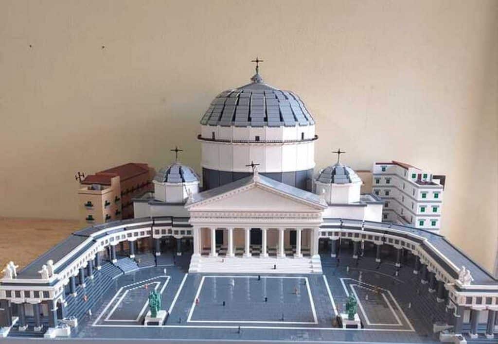 napoli piazza del plebiscito trasformata lego