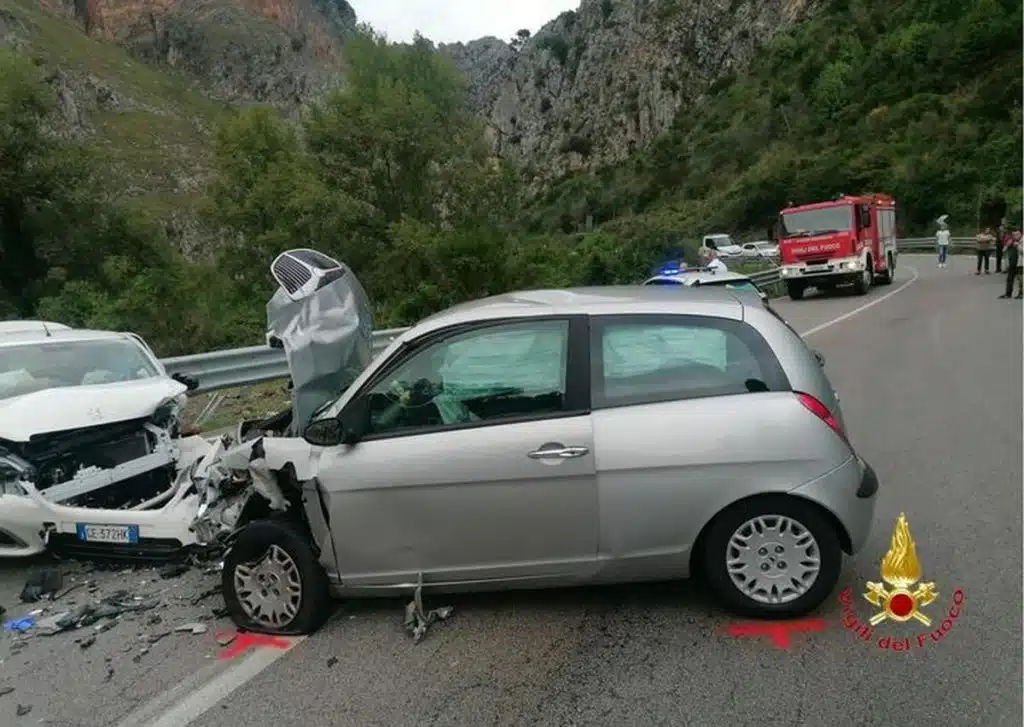 incidente-mingardina-camerota-morto-28-settembre