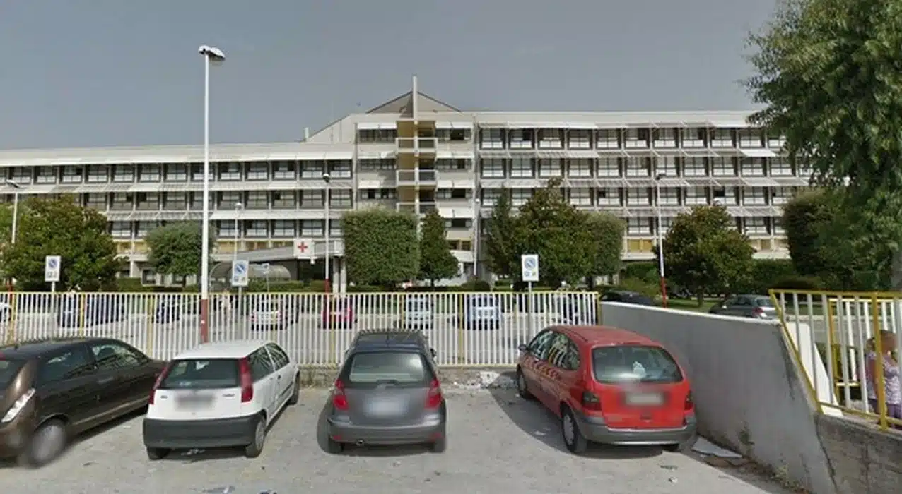 pozzuoli suicidio ospedale dopo operazione