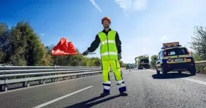 Teggiano: iniziati i lavori lungo la strada interna che collega con Atena Lucana. Chiusa al transito