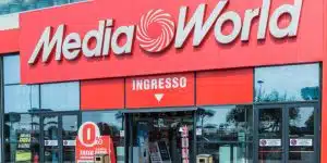 Ladri a Mediaworld: rubate diverse migliaia di euro