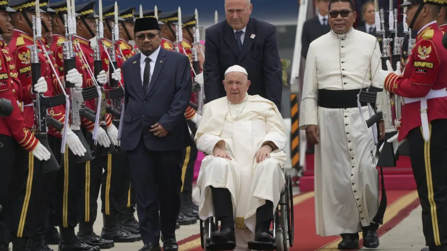 Attentato papa francesco Indonesia arrestate