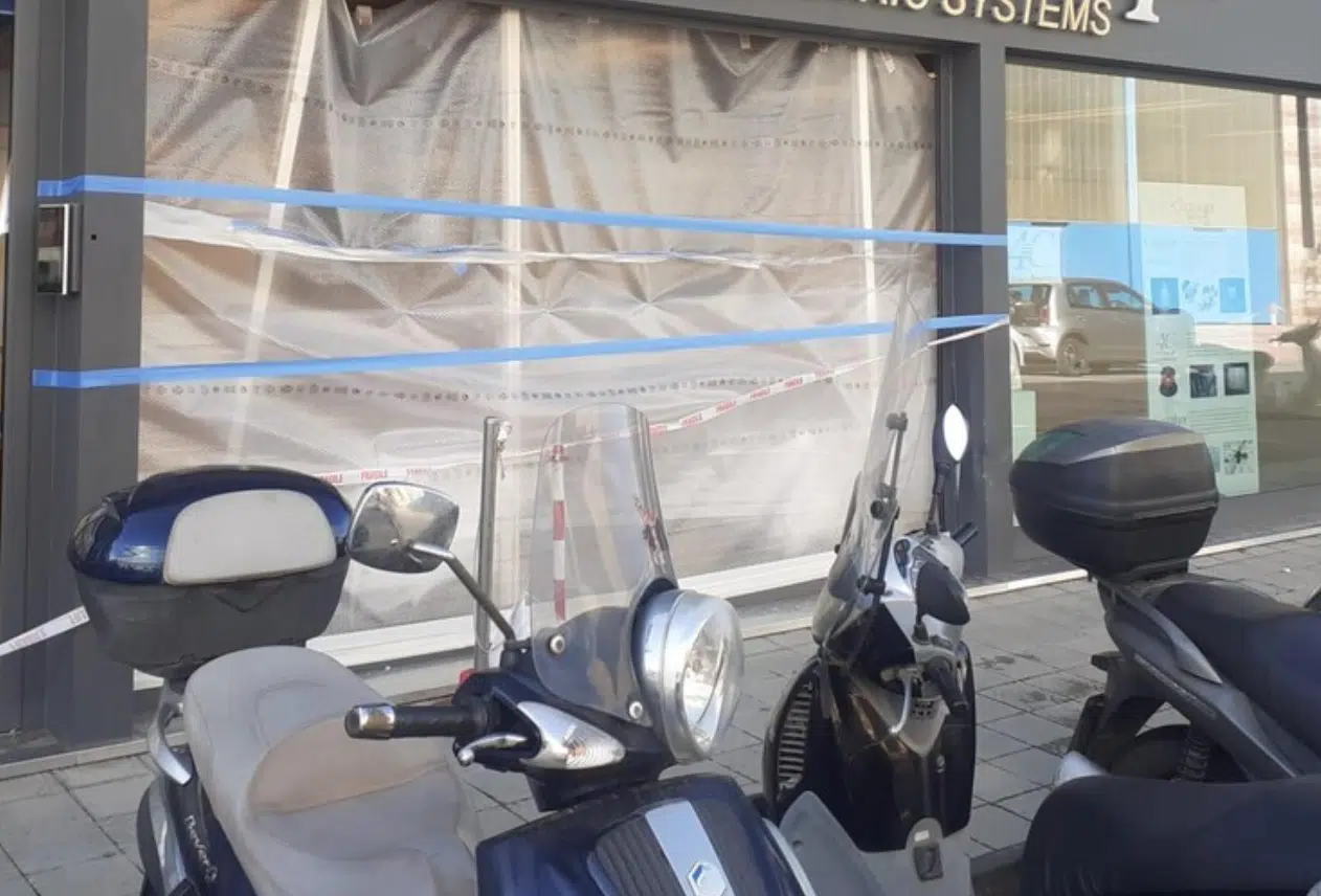 Viareggio investito auto morto omicidio volontario