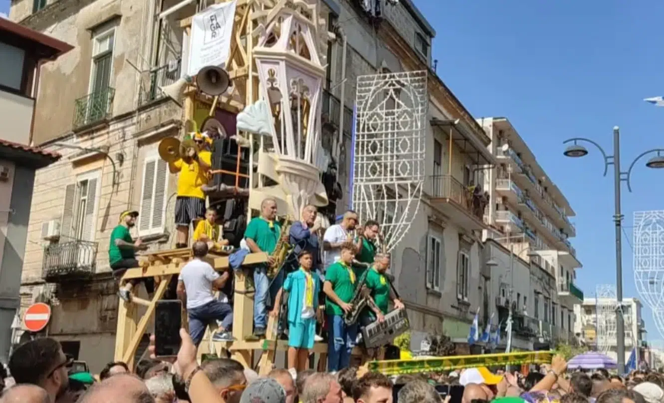 vigili urbani aggrediti a Barra