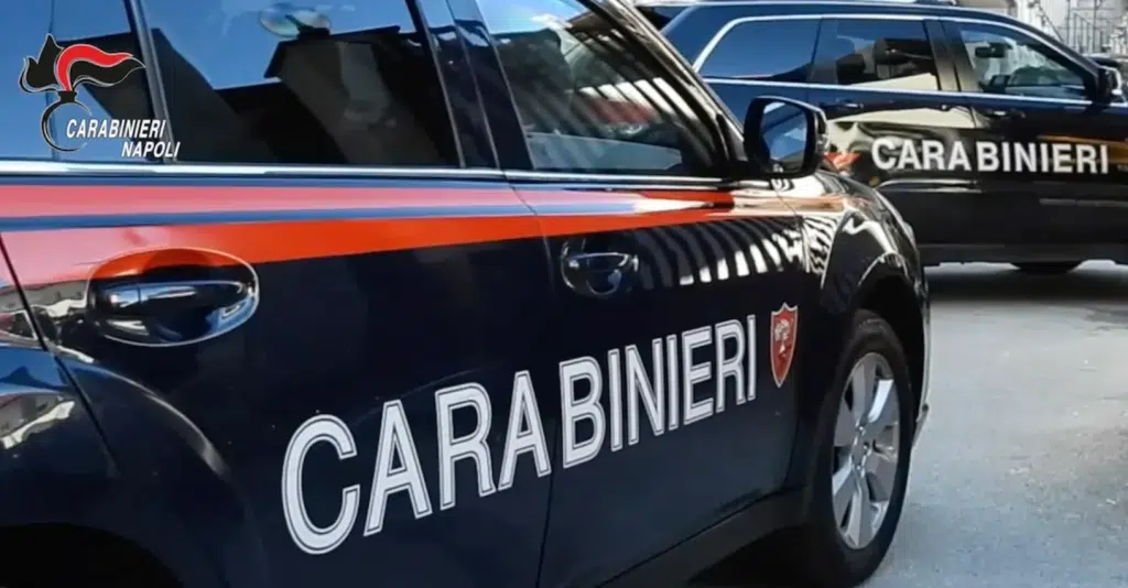 Qualiano maltrattamenti padre arrestato