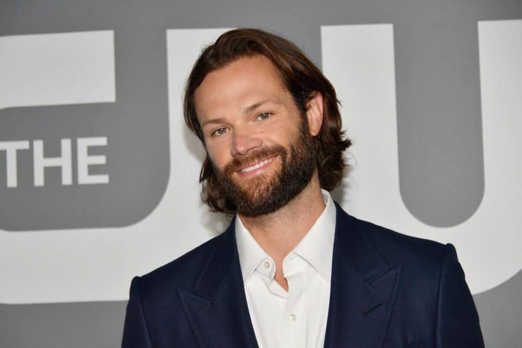 Jared Padalecki rinnova CBS Studios