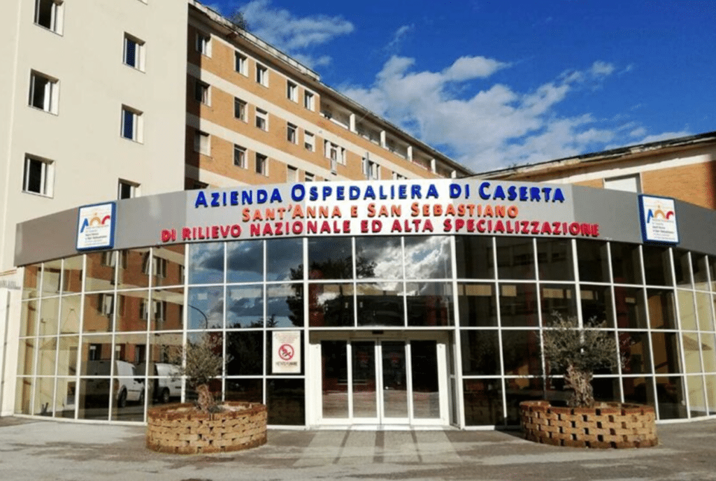 Aggressione infermiere ospedale Caserta denunciato