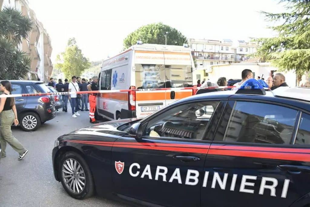 Scooter rubato contro muro morto roma