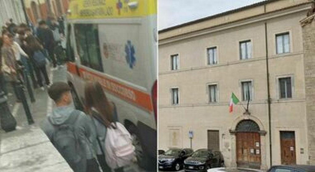 Frosinone, 16enne accoltella compagno di classe: è accusato di tentato omicidio