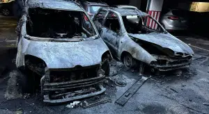 napoli incendio parcheggio teatro san ferdinando