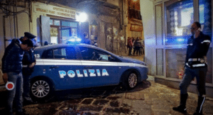 Napoli sgominate organizzazioni criminali arresti