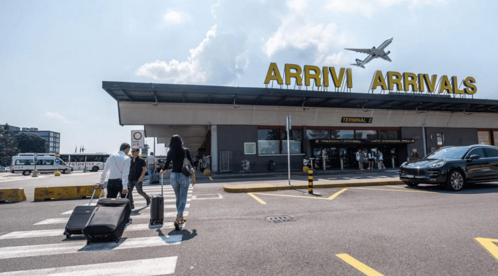 Guasto radar aereo dirottati voli aeroporti nord Italia