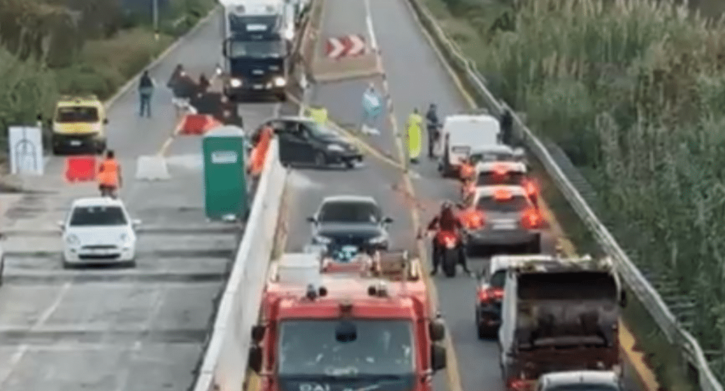 Incidente raccordo Salerno Avellino traffico