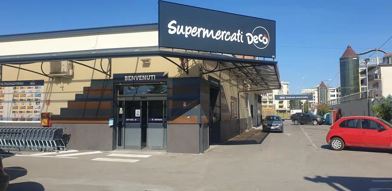 incendio supermercato decò battipaglia