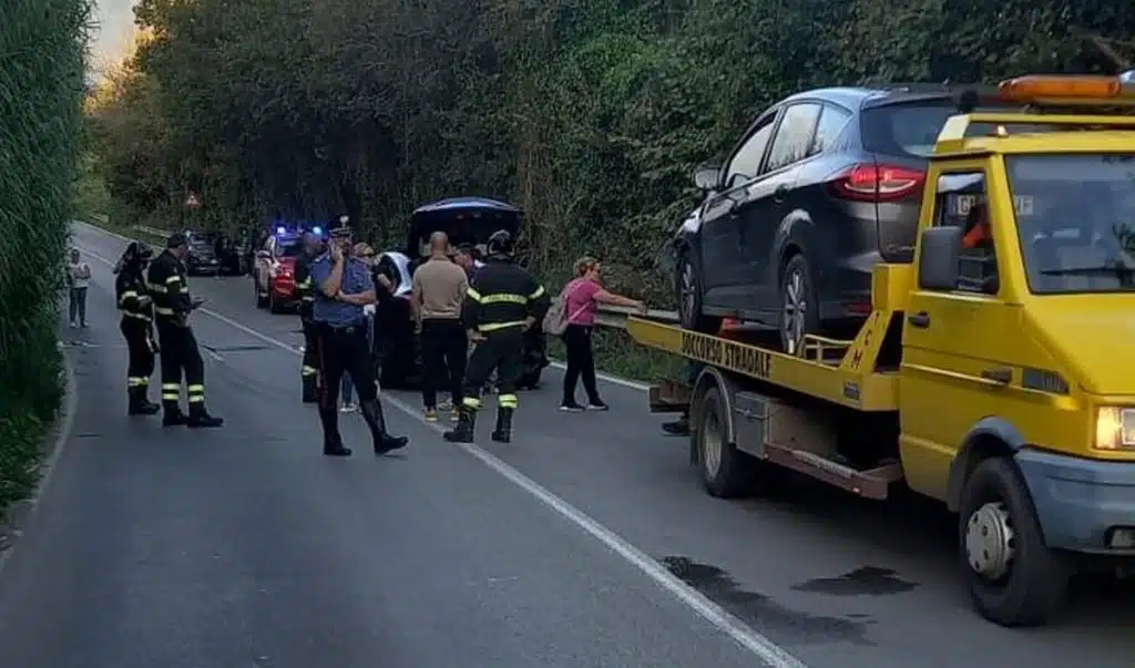 eboli incidente oggi 13 ottobre