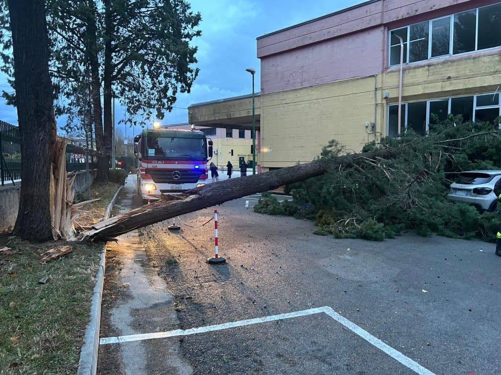 Irpinia sferzata dal vento