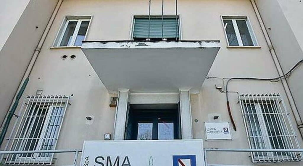 Cene, regali e spese pazze alla Sma: "Danno da 5,7 milioni"