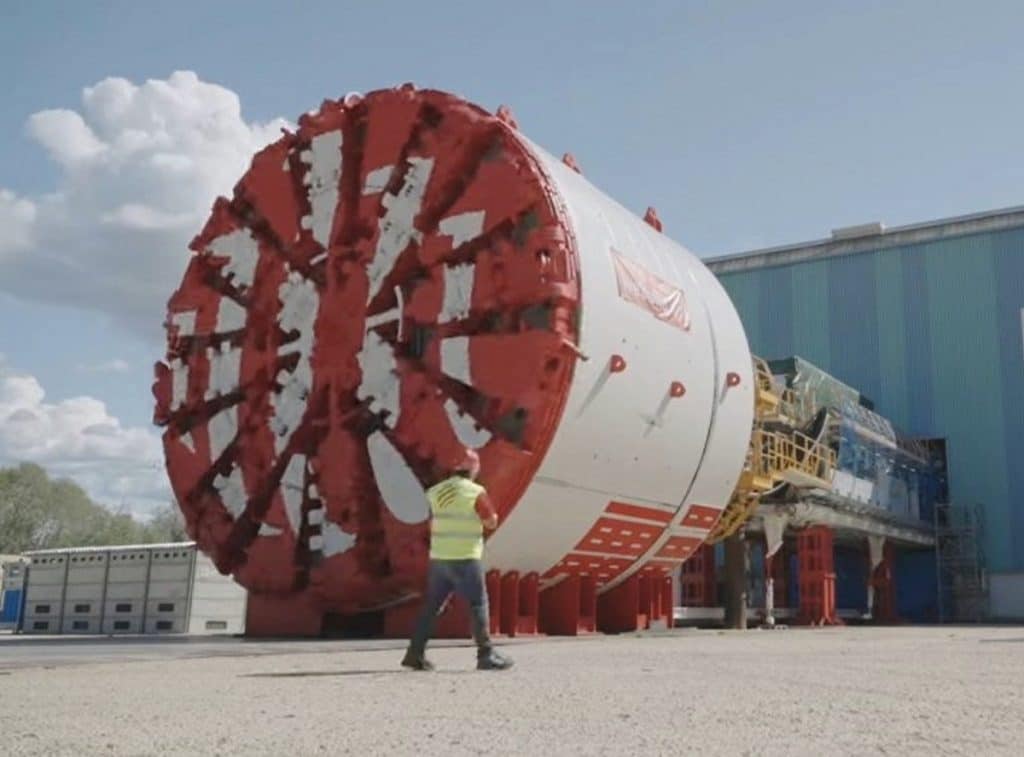 Salerno passa TBM misure arrivo convoglio eccezionale