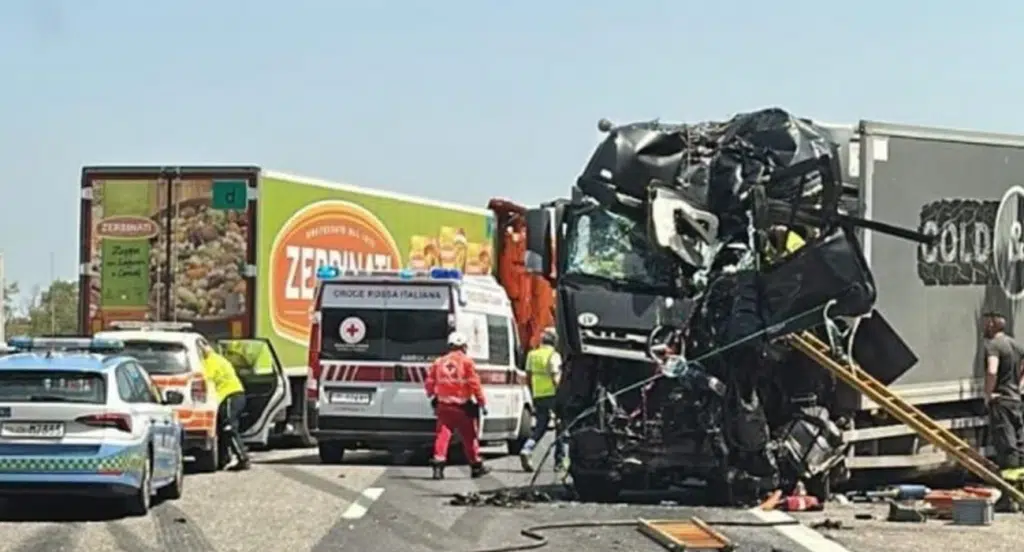 incidente autostrada a21 pavia morto