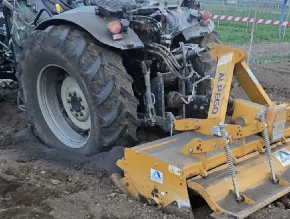 Eboli incidente agricolo Campolongo morto