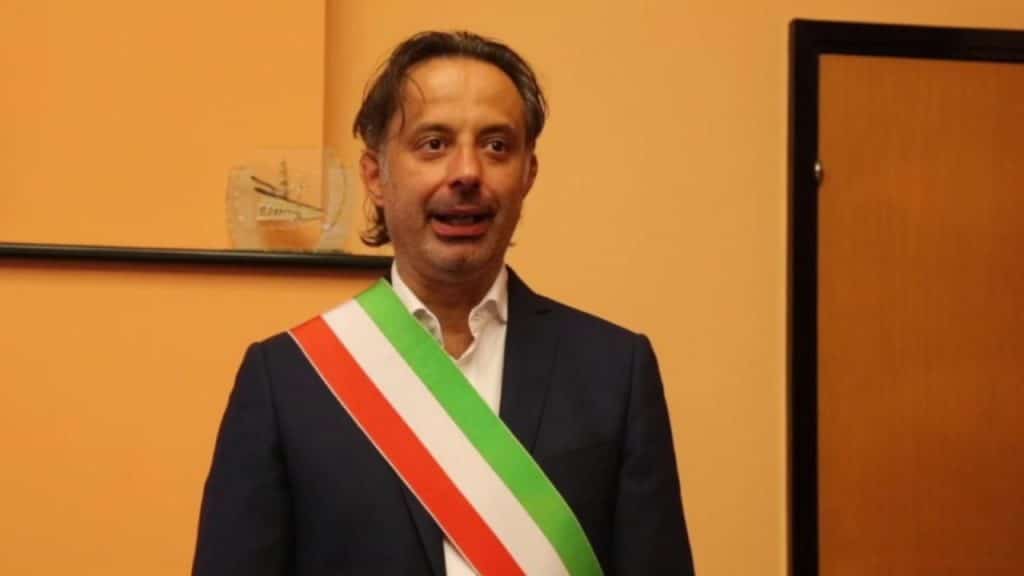 corruzione arresto sindaco vigevano andrea ceffa