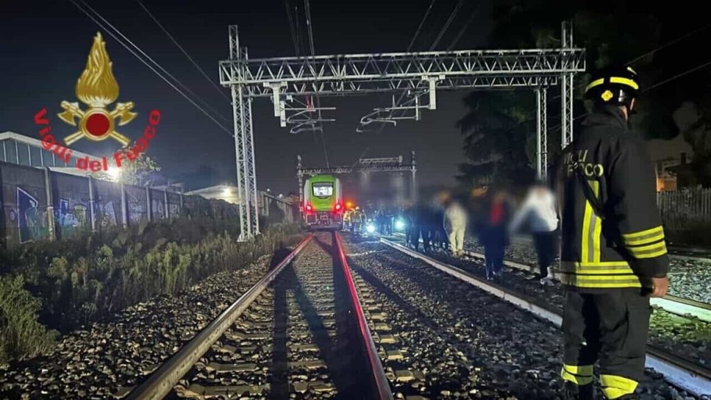 donna morta travolta treno monza