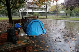 ostia senzatetto morto tenda freddo natale