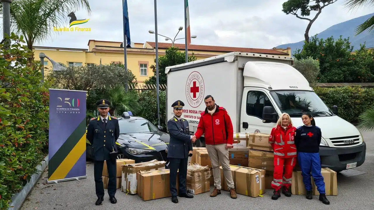 Salerno Guardia Finanza capi confiscati Croce Rossa