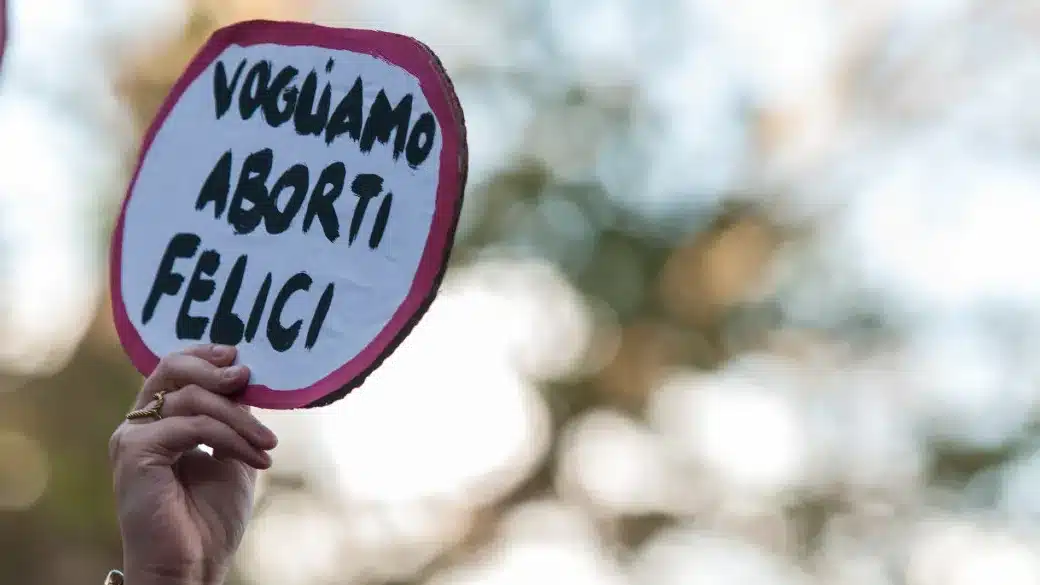 aborto dati italia 2022