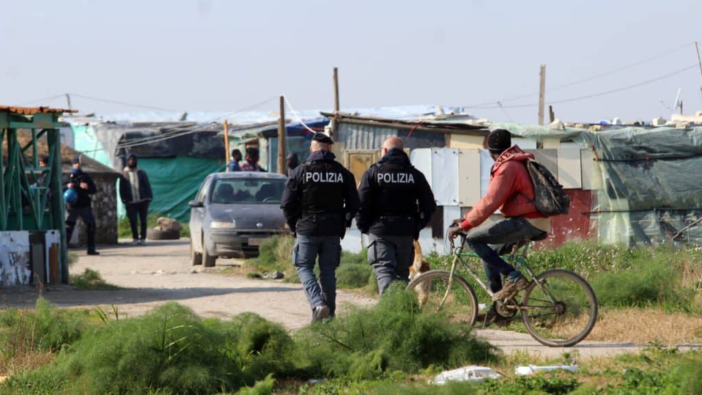 Messina operaio schiacciato muletto abbandonato